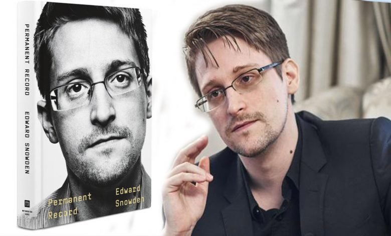 ایڈورڈ سنوڈن نے دھماکہ خیز کتاب لکھ ڈالی 1 CIA 1