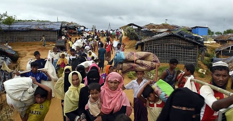 روہنگیا کی رہائش گاہوں کو کیمپ جیل بنانے کا فیصلہ 1 Rohingya