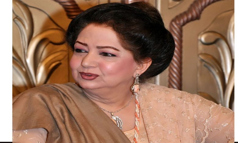 کوئین آف پاکستانی سینما 1 ze