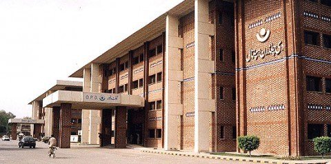 سینئر کی معطلی پر چلڈرن ہسپتال کے 48 ڈاکٹر مستعفی 1 Children Hospital