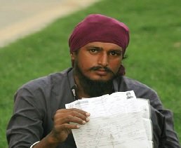 ’’کارڈ میں مسئلہ ہے ‘‘ 1 Ravvvii