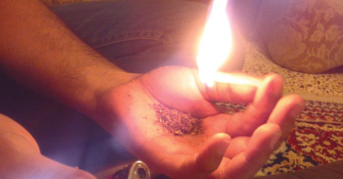 لاہور میں بچیوں کے ذریعے منشیات کی ترسیل 1 drugs 670