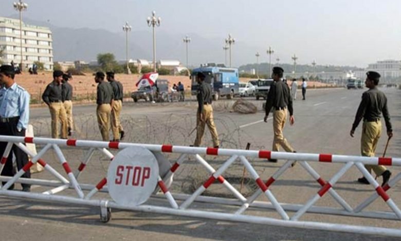 آزادی مارچ سے نمٹنے کے حوالے سے پولیس تحفظات کا شکار 1 poli2