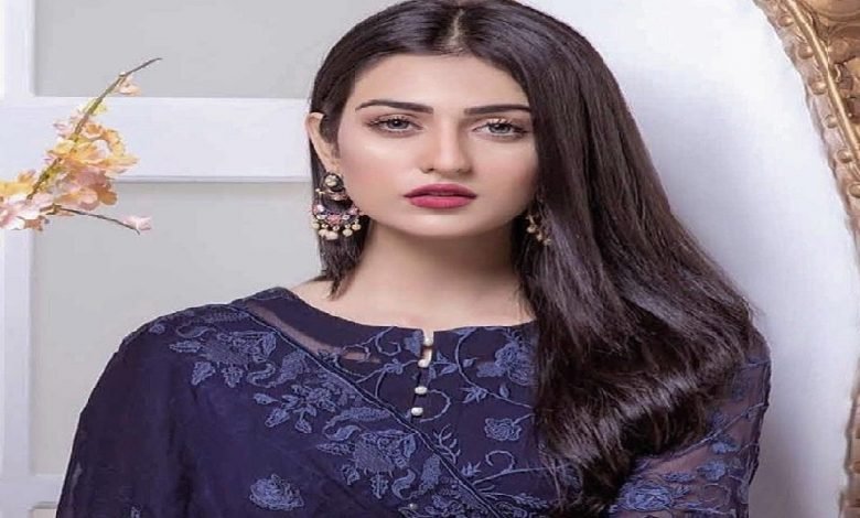 sara khan 5
