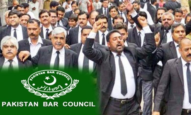 وکلا کا حکومت کیخلاف 28 نومبر کو ملک گیر ہڑتال کا اعلان 1 bar