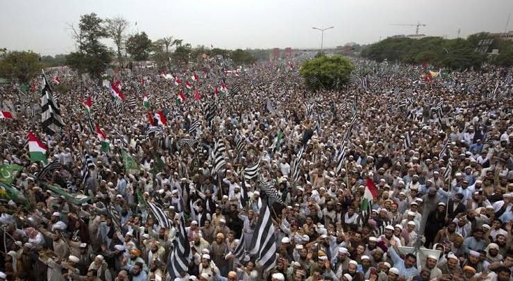 ایک دھرنا ملکی معیشت کو کتنے ارب میں پڑتا ہے؟ 1 images 16