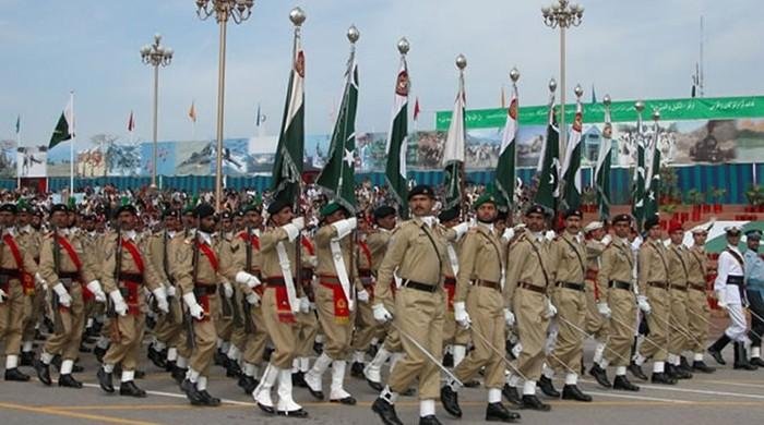 کیا پاکستانی فوجی افسران کے فون ہیک ہوئے؟ 1 pakistan army