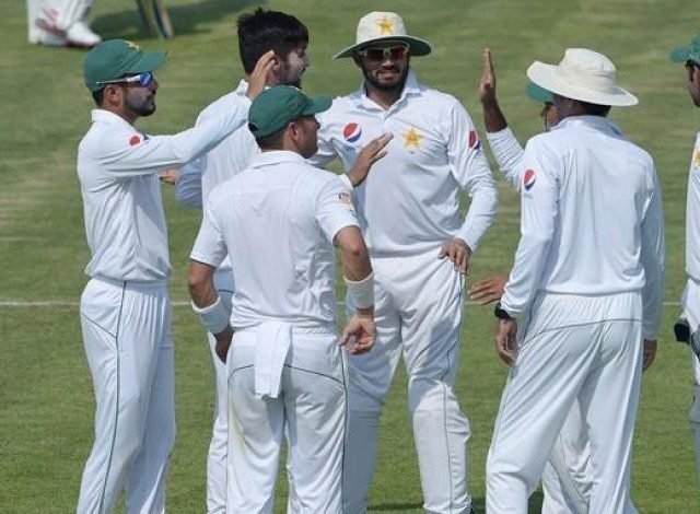 پاکستان بمقابلہ سری لنکا: ٹیسٹ اسکواڈ کا اعلان آج ہوگا 1 1907618 pakistantestteam 1575695723 301 640x480