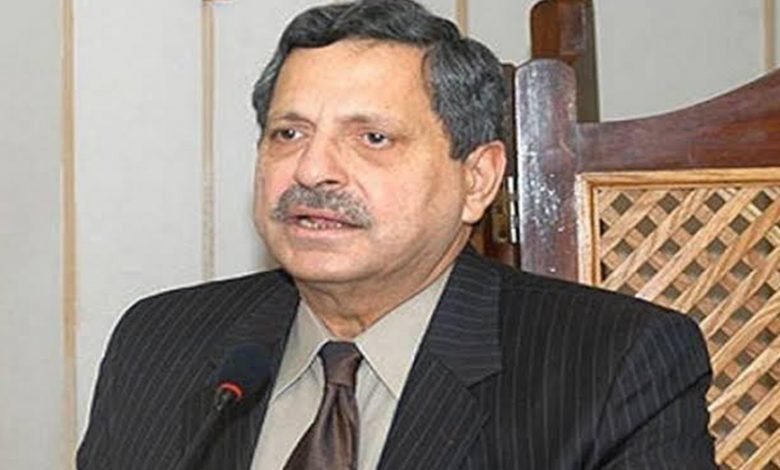 حامد خان کی رکنیت معطلی پر PTI کو لینے کے دینے پڑ گئے 1 Hamid Khan