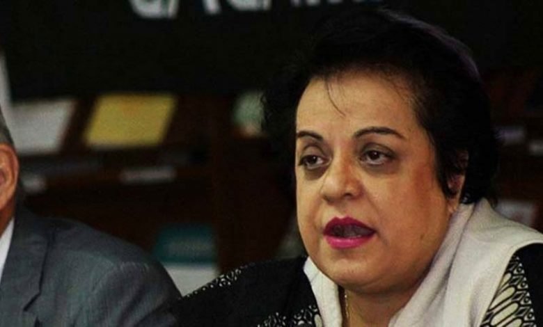شیریں مزاری کی ڈان کے دفاتر کے باہر دھمکی آمیز مظاہروں کی مذمت 1 Shireen
