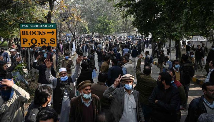 884146 6450386 isb protest2 updates