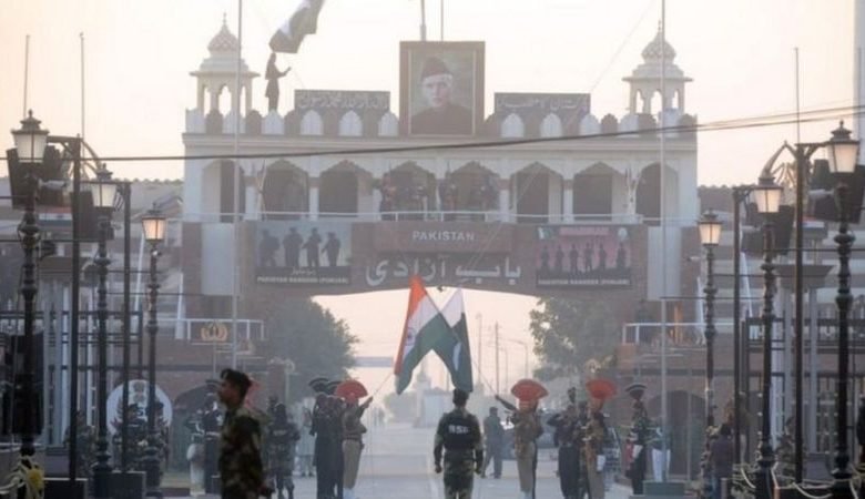 حسن اپنے ویران گھر پر نظر کر! 1 14243d