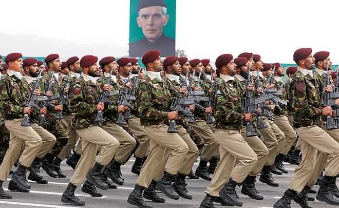 افواج پاکستان کا تمسخر اڑانے پر 2سال قید 5لاکھ جرمانہ،ترمیمی بل منظور 1 2019 6largeimg07 Friday 2019 064534893