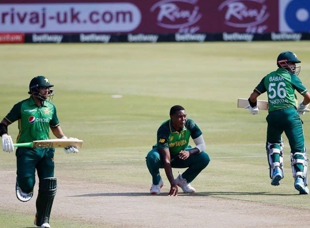 پاکستان نے پہلے ون ڈے میں جنوبی افریقا کو شکست دیدی 1 2161991 pakbat 1617371249 404 640x480 1