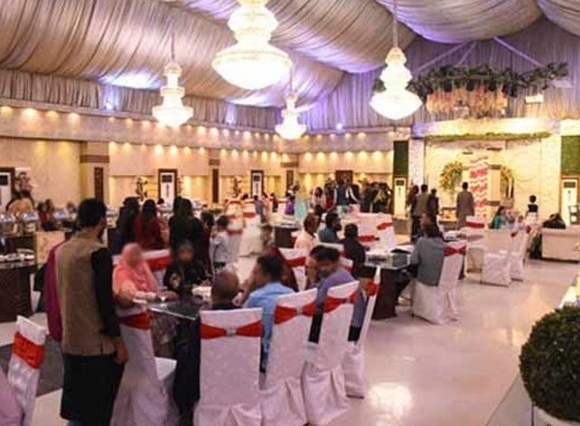 کراچی میں 15 رمضان سے شادی ہالز کھولنے کا اعلان 1 2168038 marriagehallx 1618654800 784 640x480 1