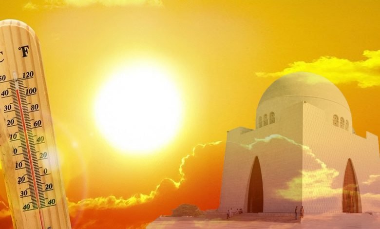 کراچی میں شدید گرمی اور لوڈ شیڈنگ سے عوام بے حال 1 Karachi Heat Stroke