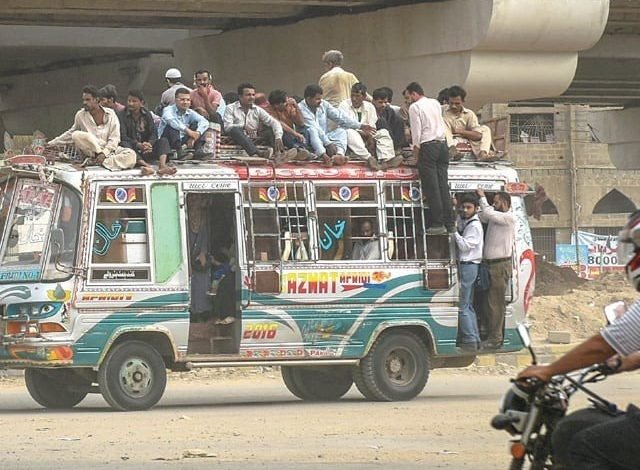 بارہ ربیع الاول ، ٹرانسپورٹ میں فلم ، گانے دکھانے پر پابندی