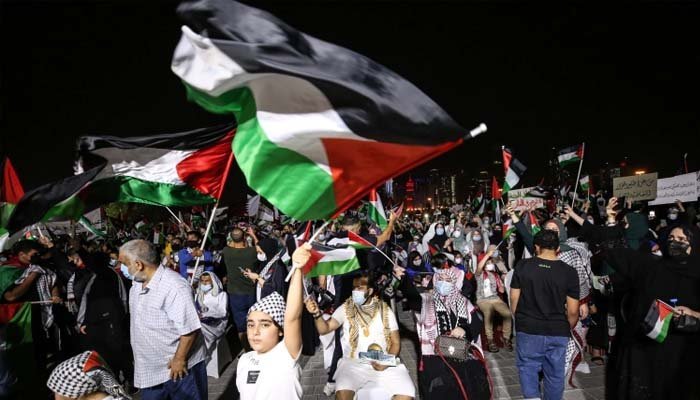 فلسطینیوں کے قتل عام پر احتجاج کا سلسلہ دنیا بھر میں پھیل گیا 1 253780 8315278 updates