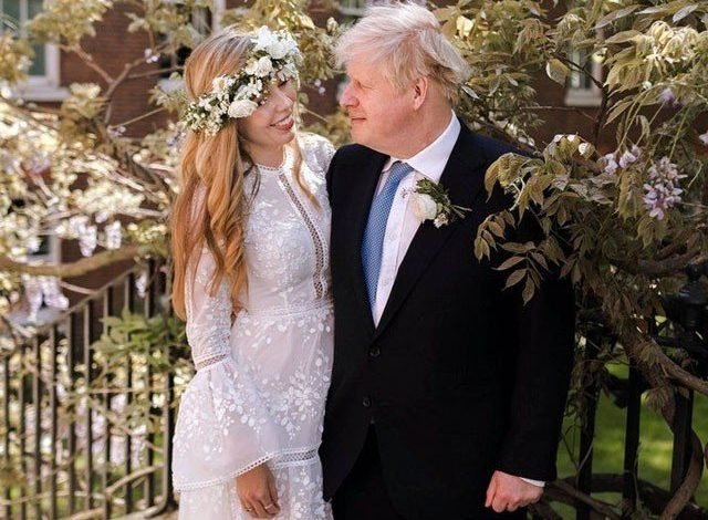 برطانوی وزیراعظم نے ’خفیہ تقریب‘ میں تیسری شادی کرلی 1 The British Prime Minister got married for the third time in a 'secret ceremony'