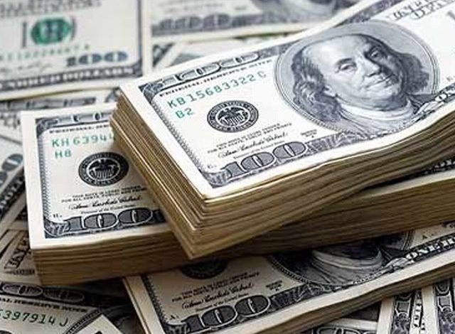 Rupee and dollar continued to depreciate even today