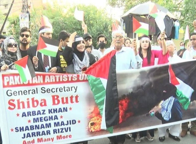 Artists call on the public to boycott Israeli products