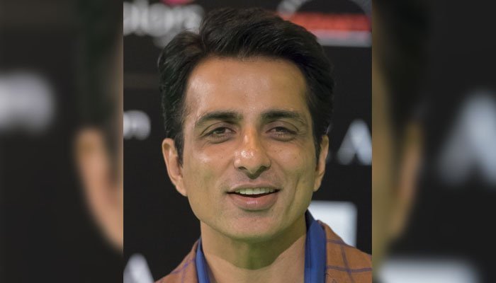 Sonu Sood's video won people's hearts