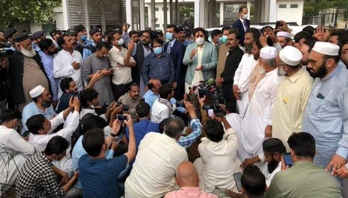 256020 4087602 updates