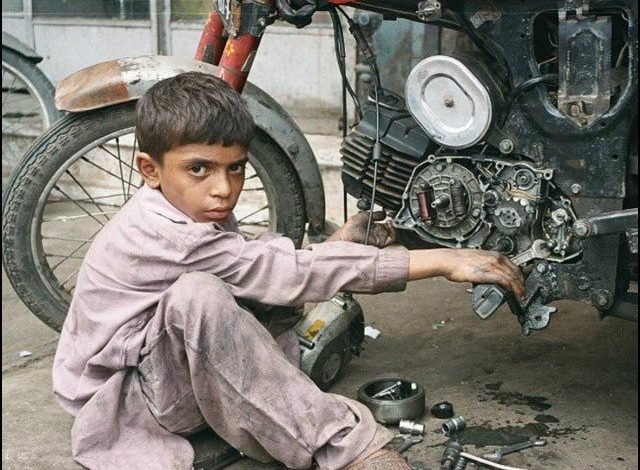 جبری مشقت کے شکار بچوں کی تعداد دو دہائی کی بلند ترین سطح پر پہنچ گئی 1 The number of child laborers has reached a two-decade high