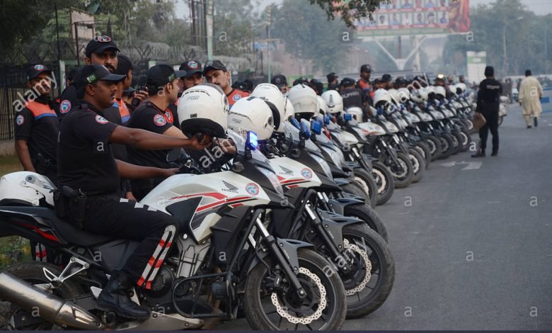 شہریوں کے تحفظ کیلئے 100 موٹرسائیکلوں پر مشتمل ایگل اسکواڈ 1 Eagle Squad of 100 motorcycles to protect civilians
