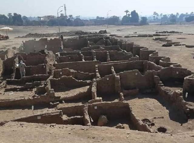 Discover the 3,000 year old city of Lost Golden City