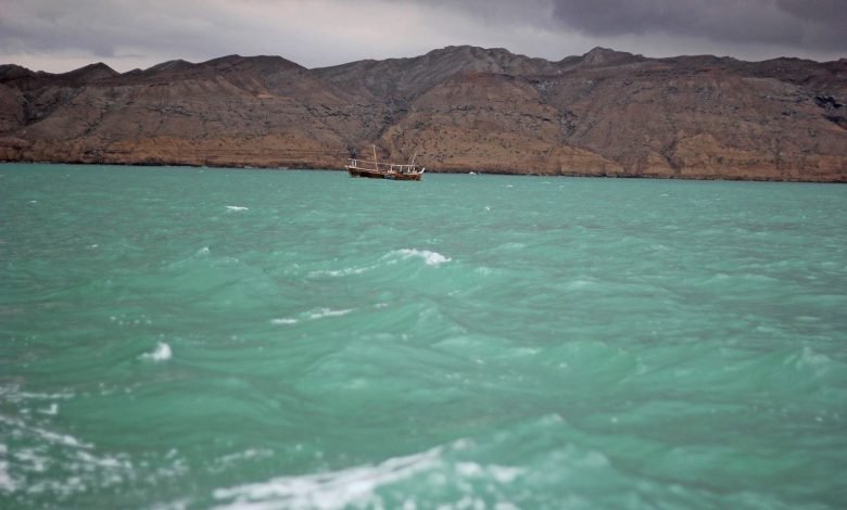 Demand for ban on foreign trawlers on the coast