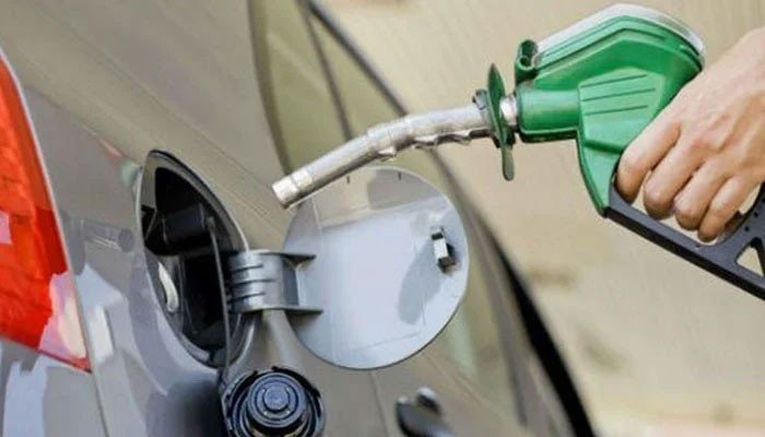 16 جون سے پیٹرولیم مصنوعات مہنگی کئے جا نے کا امکان 1 Petroleum products are likely to become more expensive from June 16