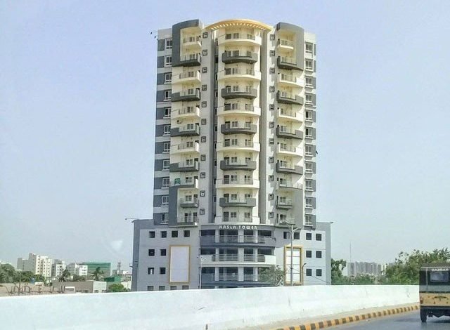 Order for immediate demolition of multi-storied tower in Karachi
