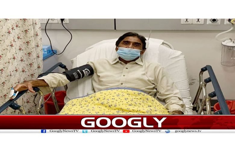 Javed Miandad Admitted in Hospital