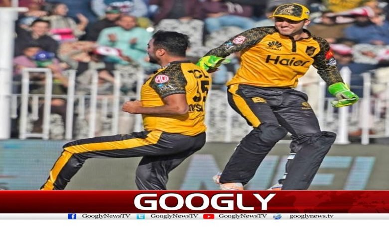 Peshawar defeated Lahore News in Urdu