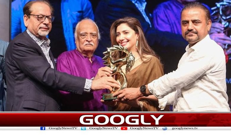 سیاست میں ’پٹھان‘ کے ساتھ ہوں، ماہرہ خان 1 Mahira Khan News in Urdu