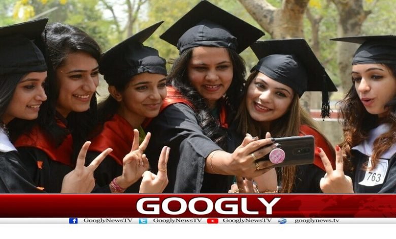 کینیڈا کا سیکڑوں بھارتی طلباء کو ملک سے نکالنے کا فیصلہ 1 Canada Country News in Urdu