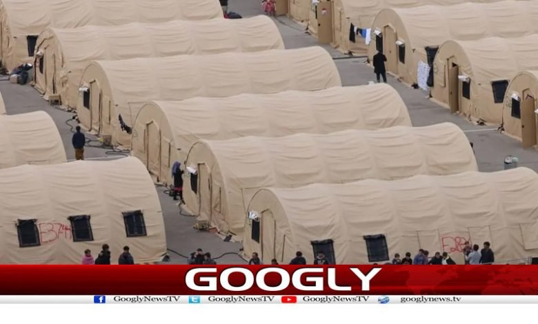 اب نہ وہ پناہ دینے والے رہے نہ وہ پناہ گیر 1 camp