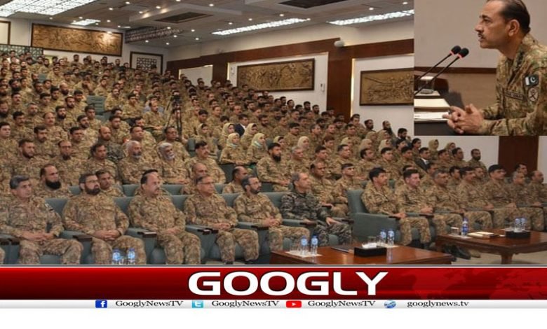 آرمی چیف کا دورہ لاہور، جناح ہائوس میں نقصانات پر بریفنگ 1 Army cheif 1