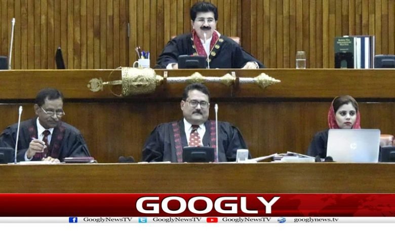 Atta-ul-Haq Qasmi Columns in Urdu