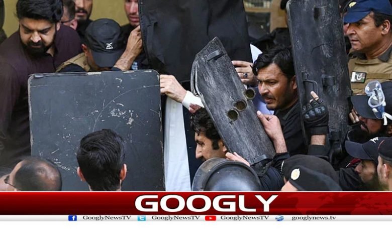 چیئرمین پی ٹی آئی کل اینٹی کرپشن میں طلب 1 kham