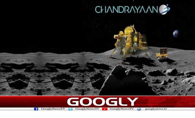 Vasatullah Khan Columns in Urdu