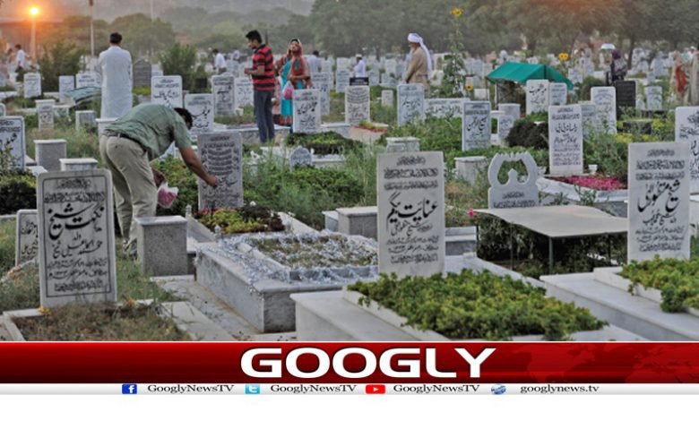 Atta-ul-Haq Qasmi Columns in Urdu