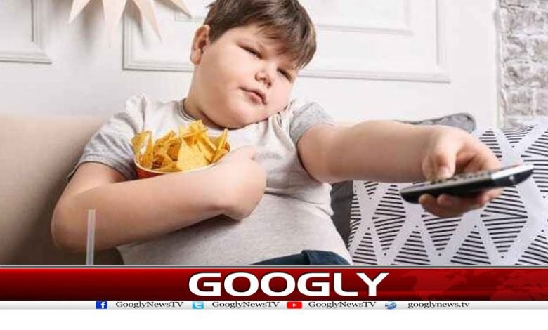 مٹاپے کا شکار بچے ڈپریشن میں مبتلا ہوسکتے ہیں،ماہرین 1 Child Victim of Massacre News Urdu