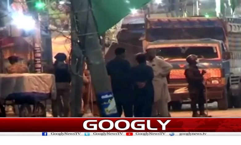 کراچی: کسٹمز کاچھاپہ، دکانوں سے اسمگل شدہ اشیاپکڑ لیں 1 Karachi Customs Raid News in Urdu