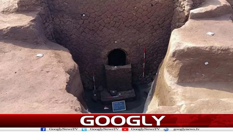 اٹلی میں 2000سال قبل کامقبرہ دریافت 1 2000 Year Old Tomb Was Discovered