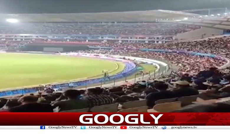 پاک سری لنکا میچ کے دوران سٹیڈیم میں پاکستان کے حق میں نعرے لگ گئے 1 Pak-Sri Lanka Match News in Urdu