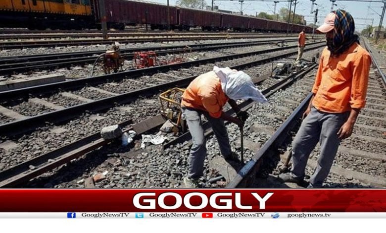 ایم ایل ون منصوبے کاسنگ بنیاد اگلے سال رکھا جائیگا 1 train