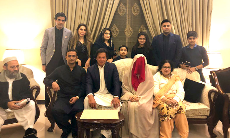 غیر شرعی نکاح کیس: عمران اور پنکی پر فرد جرم عائد 1 Imran and Pinky Marriage Case News