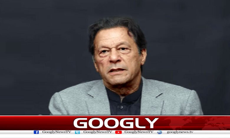 12 عمران خان نے پارٹی میں دھڑے بندیوں کا نوٹس لے لیا